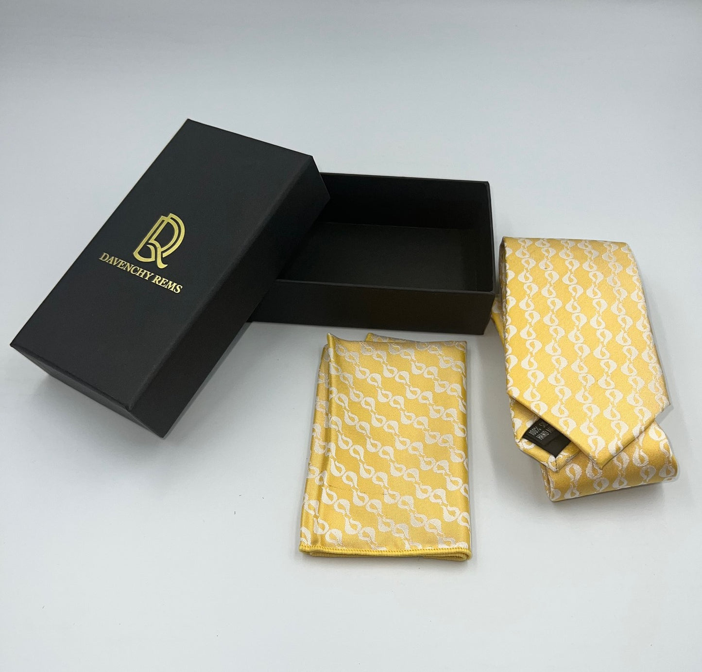 DR MULBERRY SILK TIE